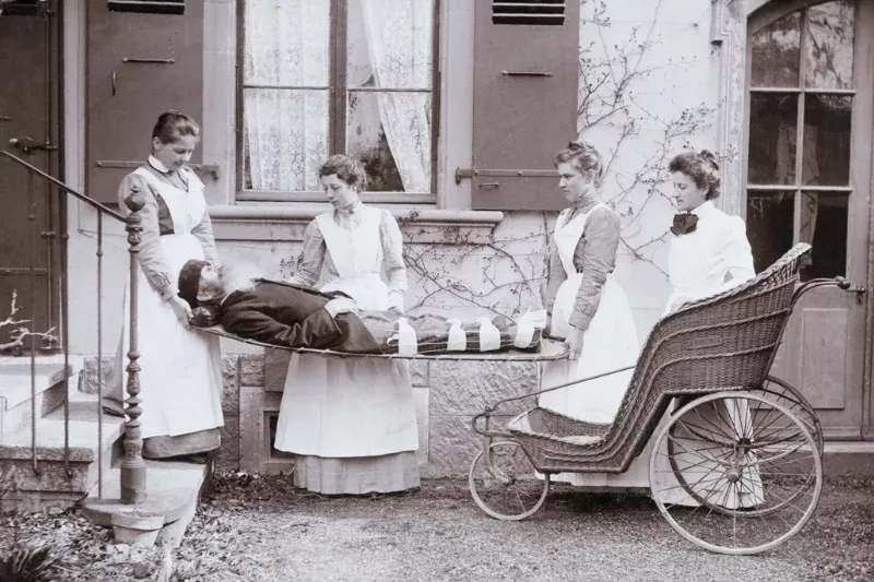 Exposition "Soins infirmiers: passé, présent... et futur?"